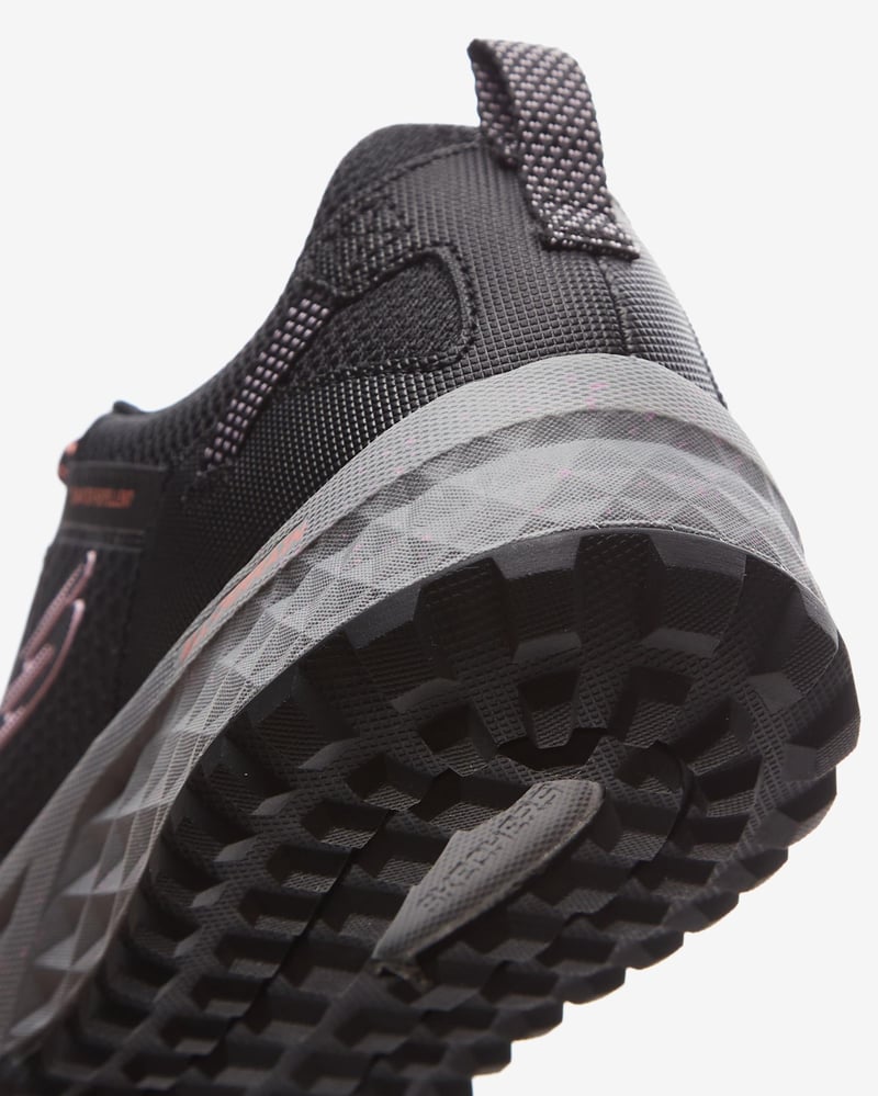 Skechers Skechers Escape Plan - Endless Pursuit 180061 BKHP Kadın Siyah Outdoor Ayakkabı - 8