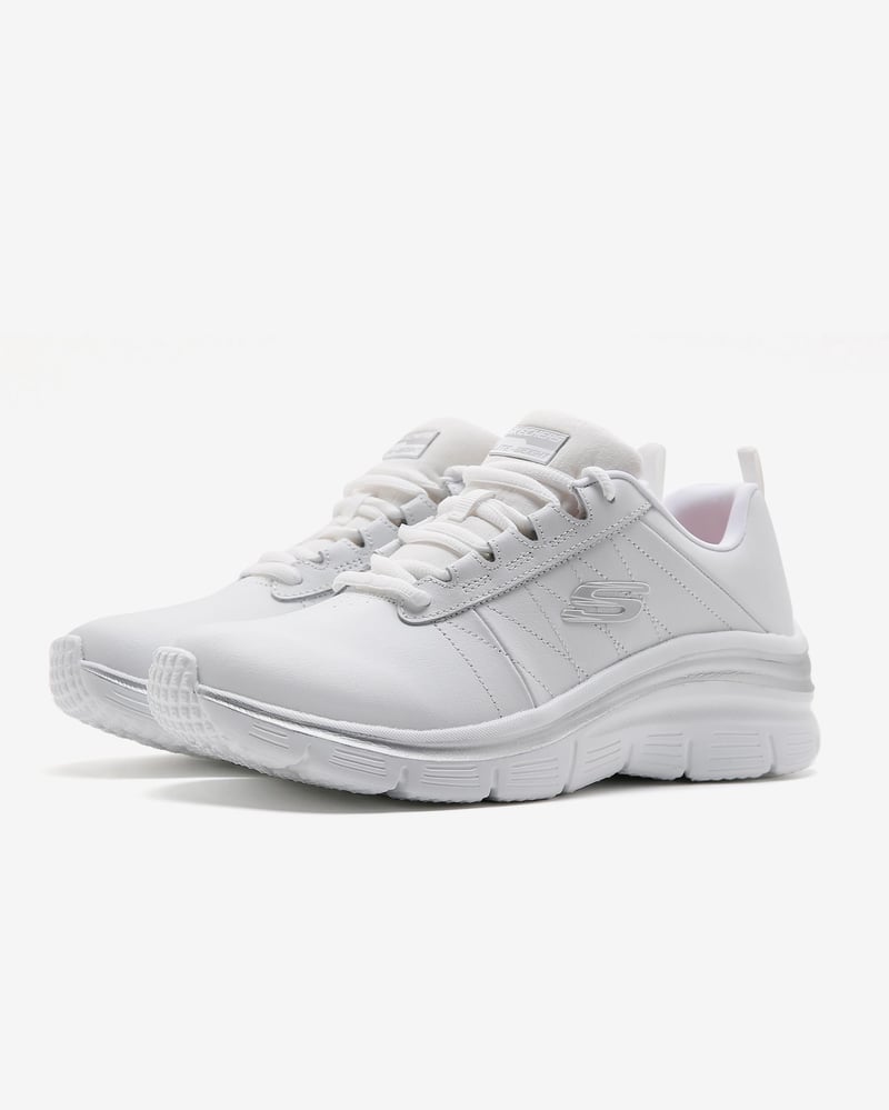 Skechers Fashion Fit - Effortless - 3